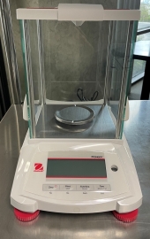 Ohaus PX124/E AM Precision Analytical Balance 
